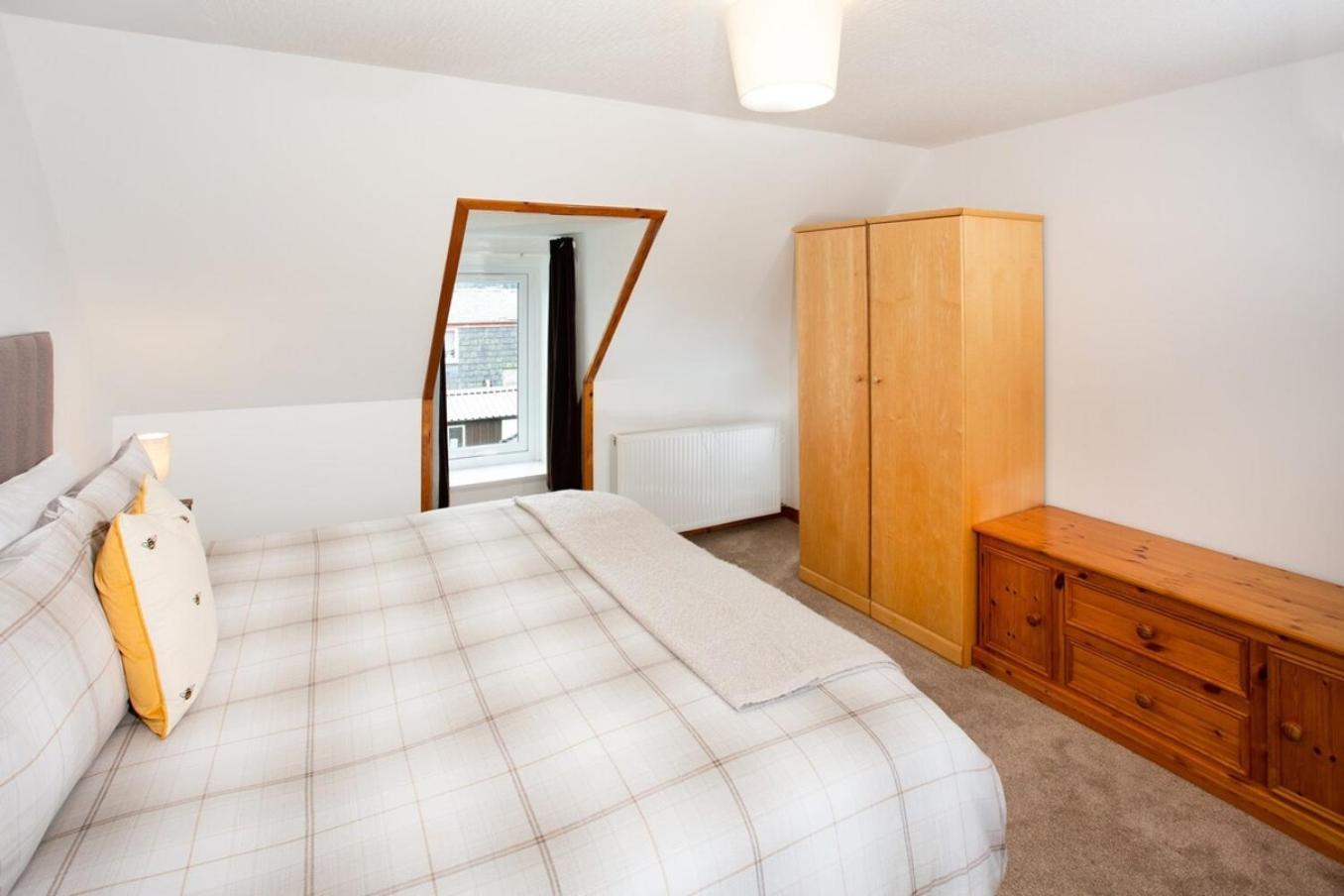 Mike'S 3-Bedroom Countryside Cottage Alness Exteriér fotografie