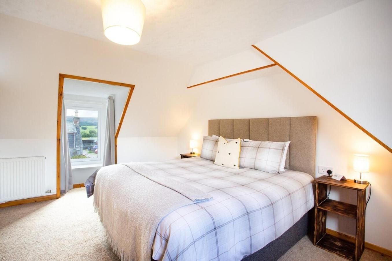 Mike'S 3-Bedroom Countryside Cottage Alness Exteriér fotografie