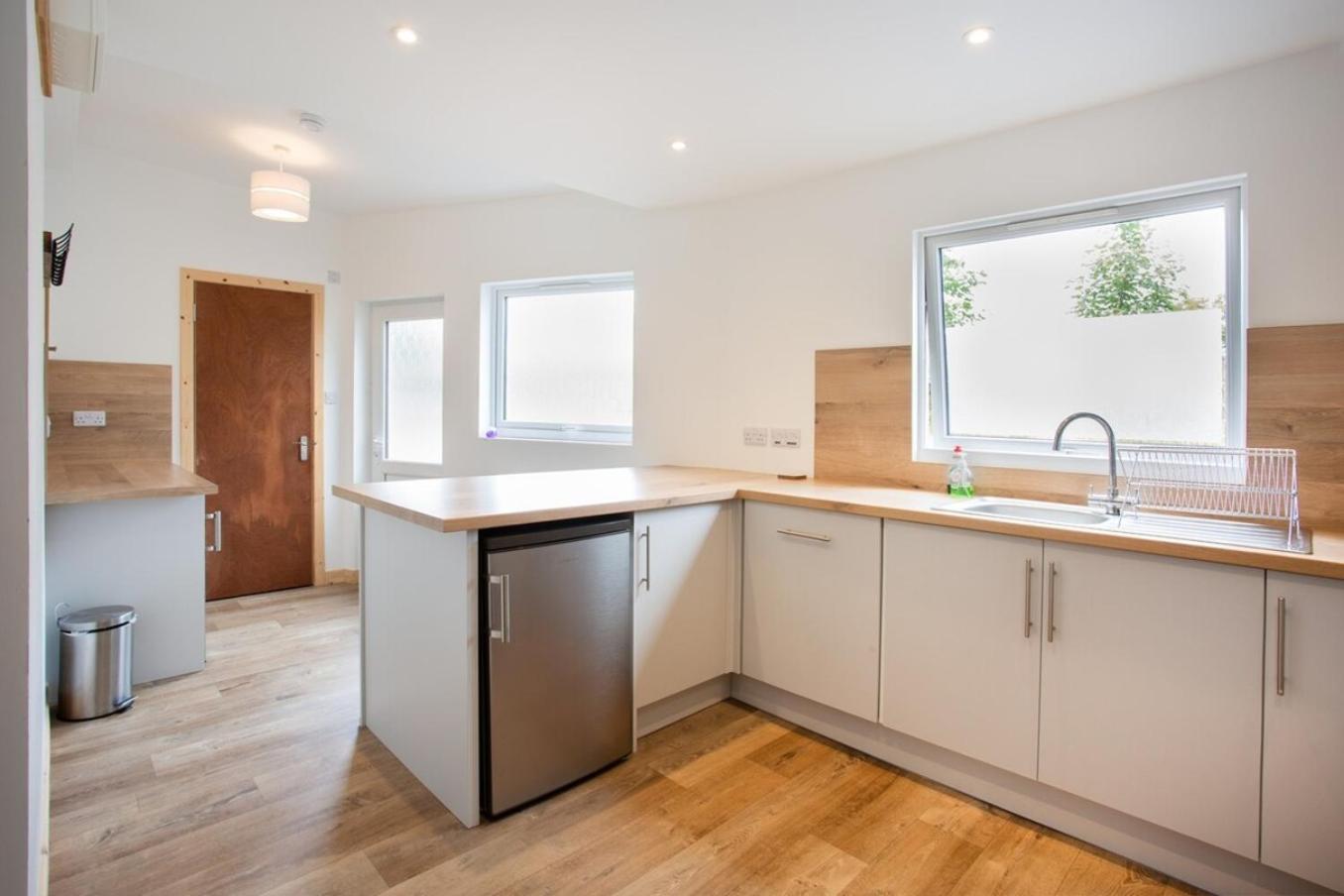 Mike'S 3-Bedroom Countryside Cottage Alness Exteriér fotografie